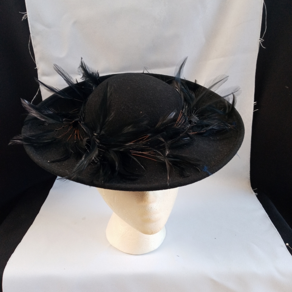 Women's hat